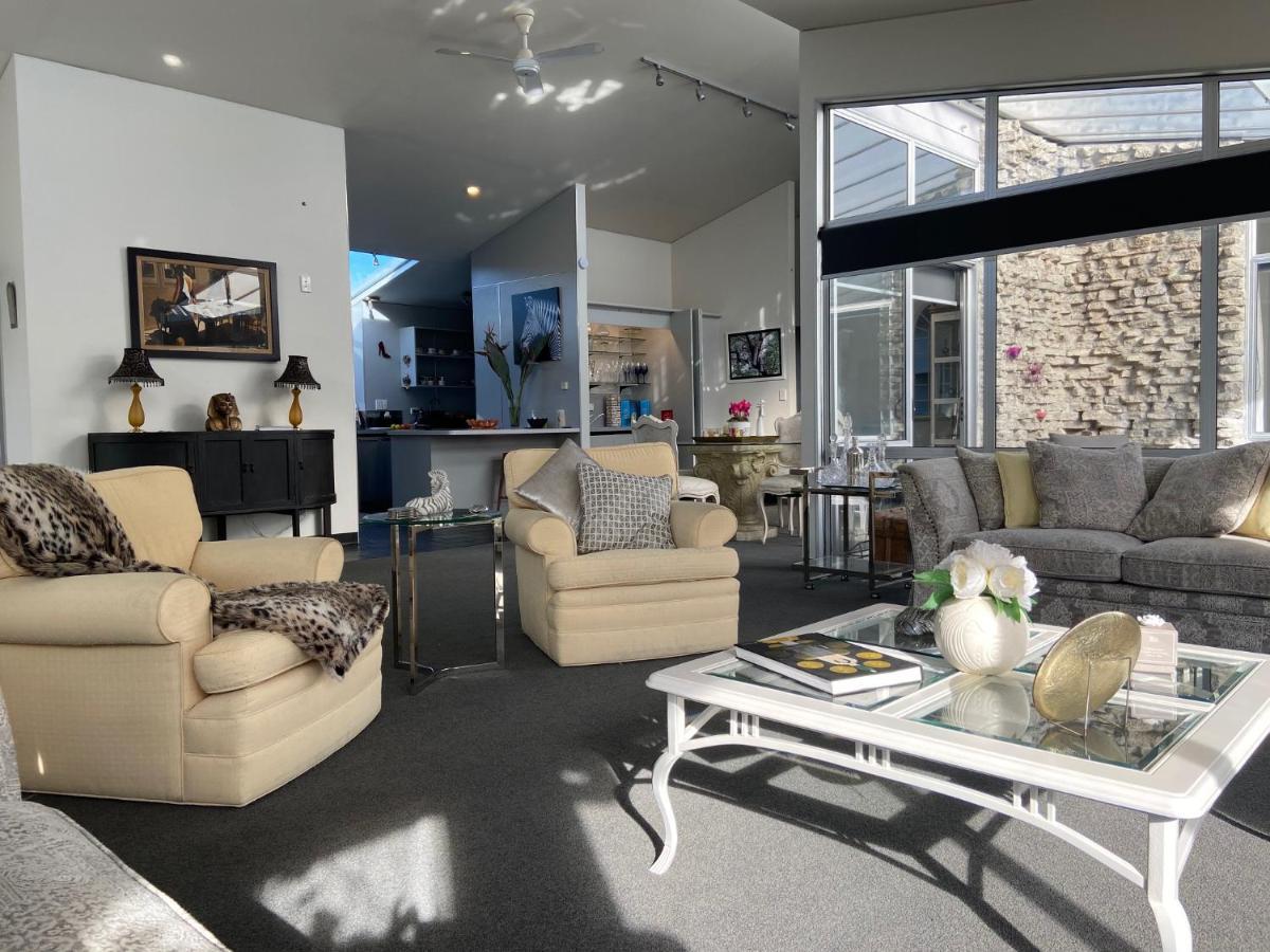 Maison Blue - Chic Inner City Townhouse Napier Exterior photo